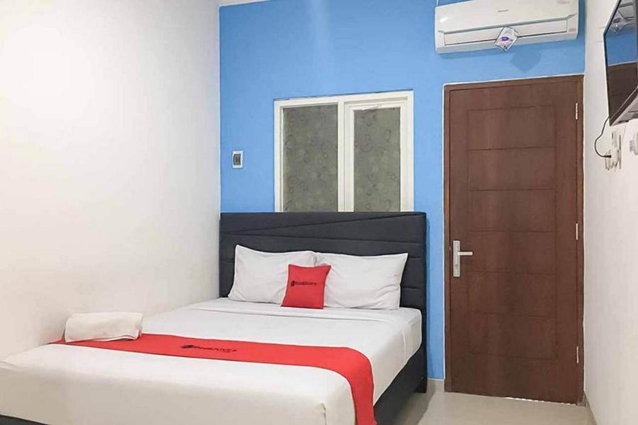 Reddoorz Plus At Panorama Villas Batu Batu  Exterior foto