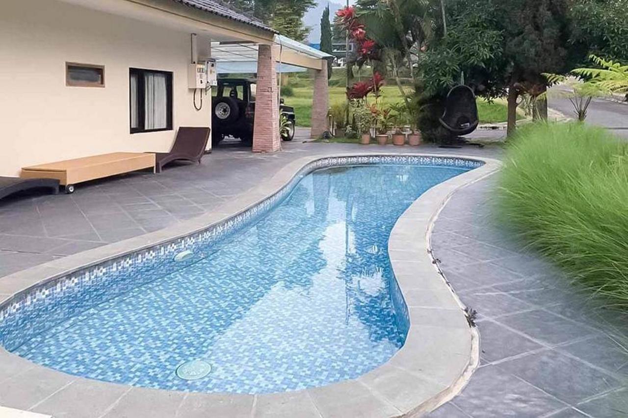 Reddoorz Plus At Panorama Villas Batu Batu  Exterior foto